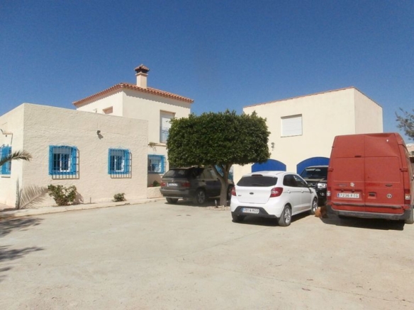 Casa / Chalet Venta La Algarrobina